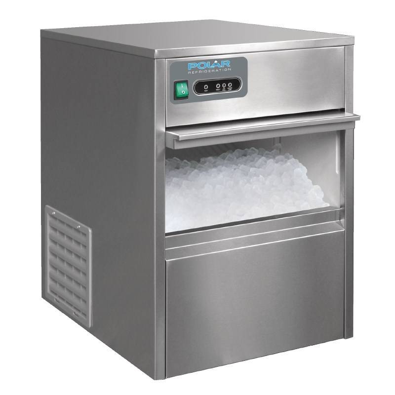 Máquina de hielo bajo mostrador 20kg de producción Polar Máquina de hielo bajo mostrador 20kg de producción Polar